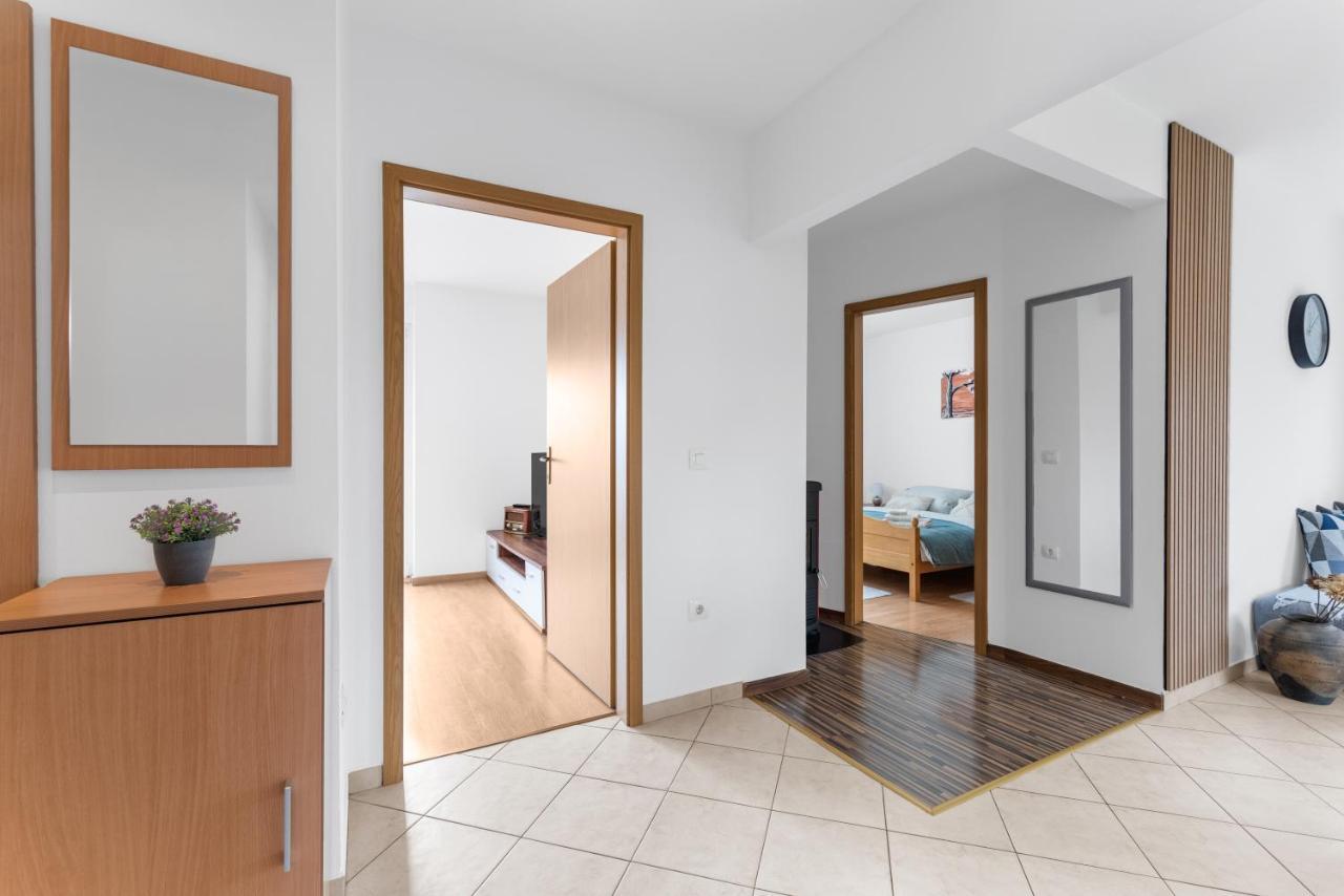 Apartment Mdm บูเย ภายนอก รูปภาพ