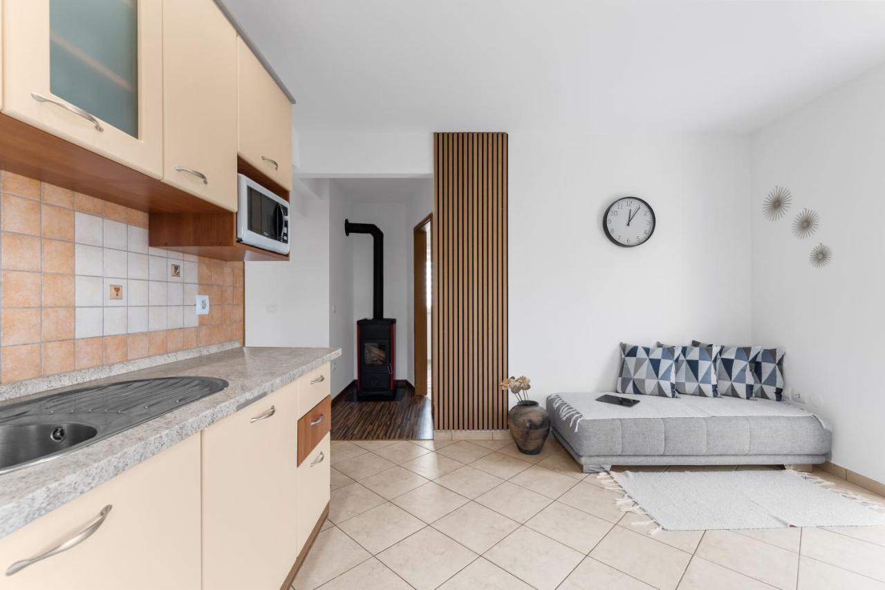 Apartment Mdm บูเย ภายนอก รูปภาพ