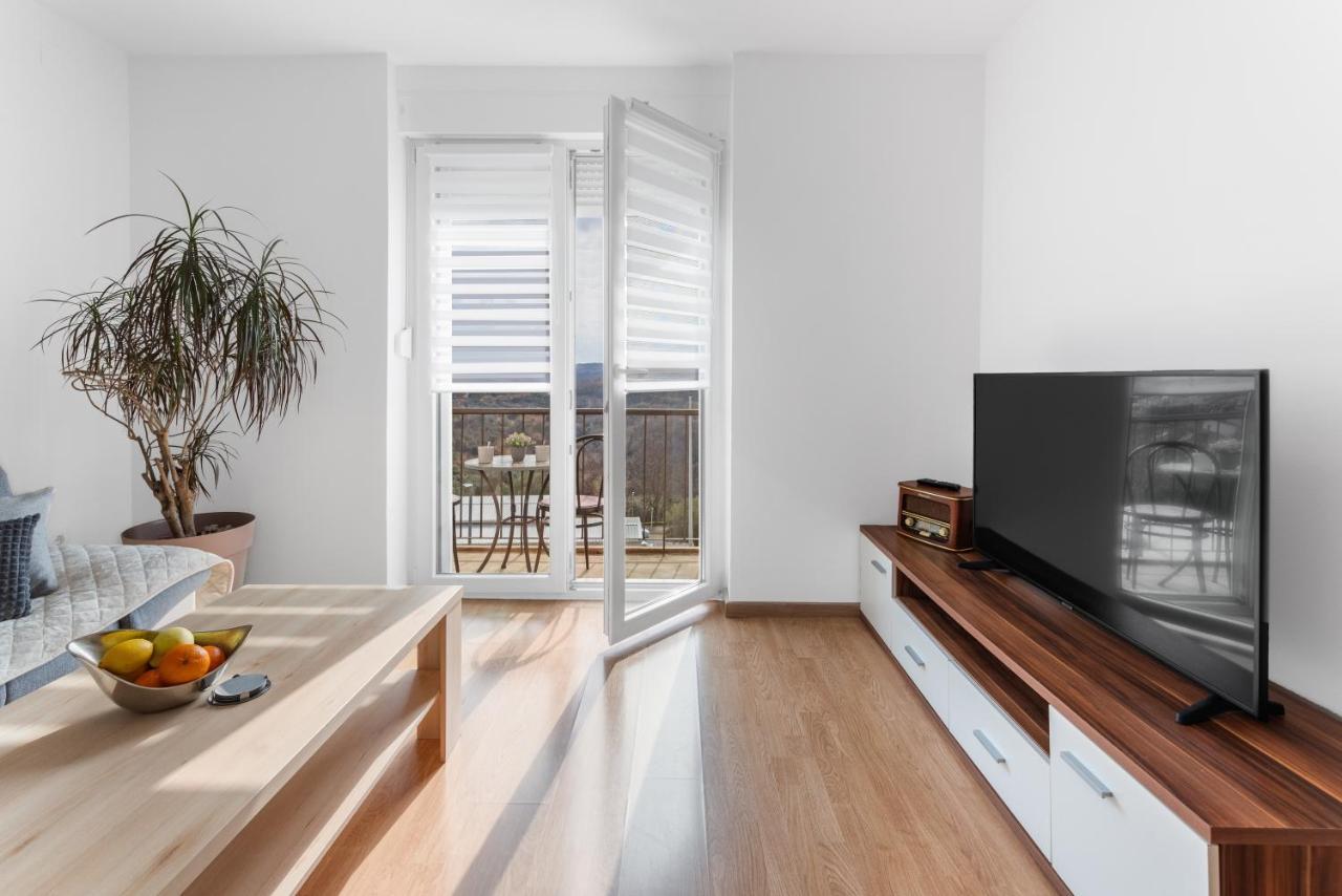 Apartment Mdm บูเย ภายนอก รูปภาพ
