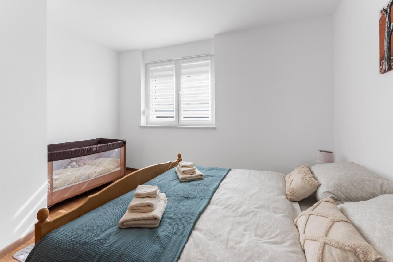 Apartment Mdm บูเย ภายนอก รูปภาพ